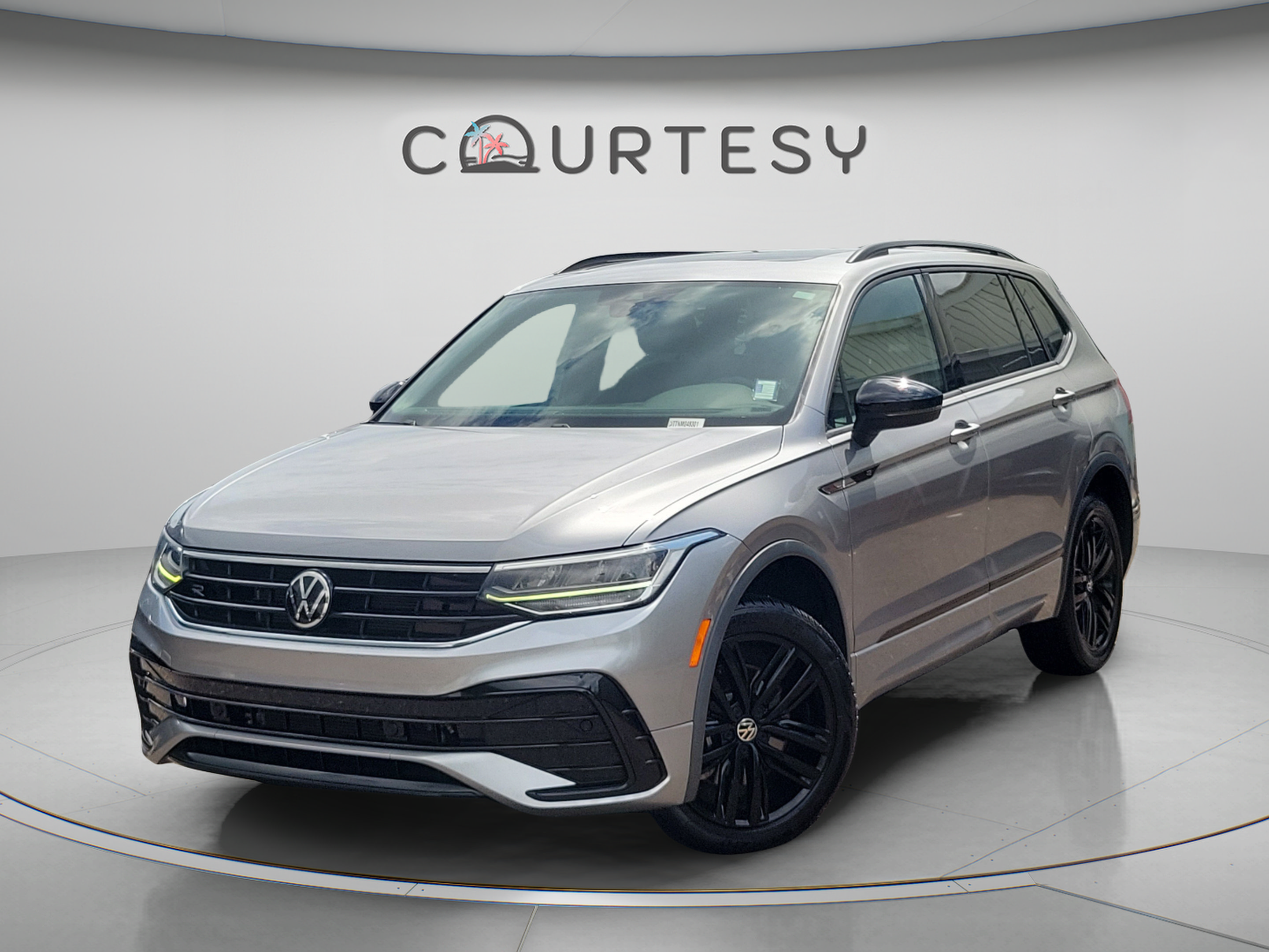Used 2022 Volkswagen Tiguan SE R-Line
