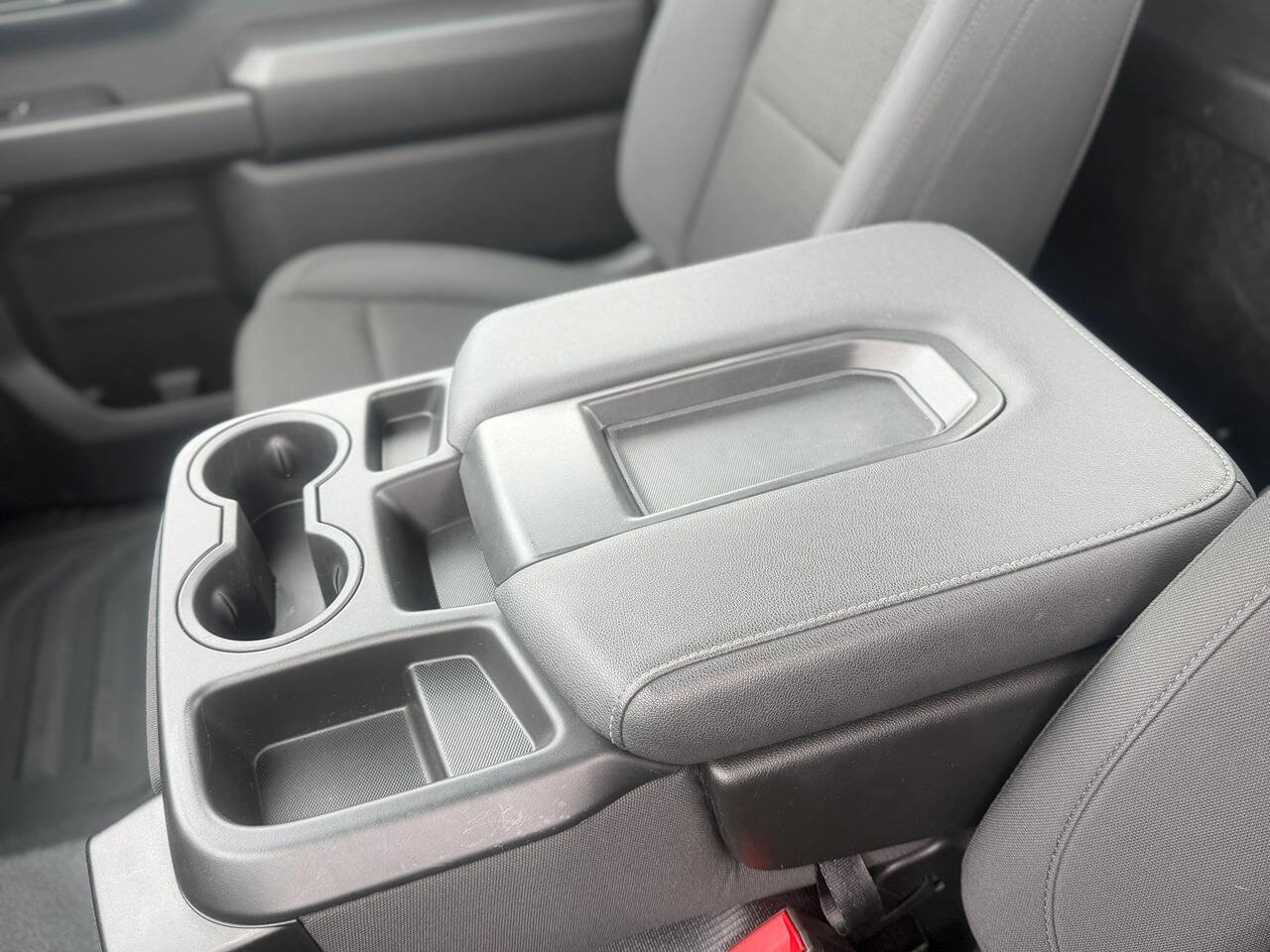 Used 2025 Chevrolet Silverado 1500 W/T RWD image 71