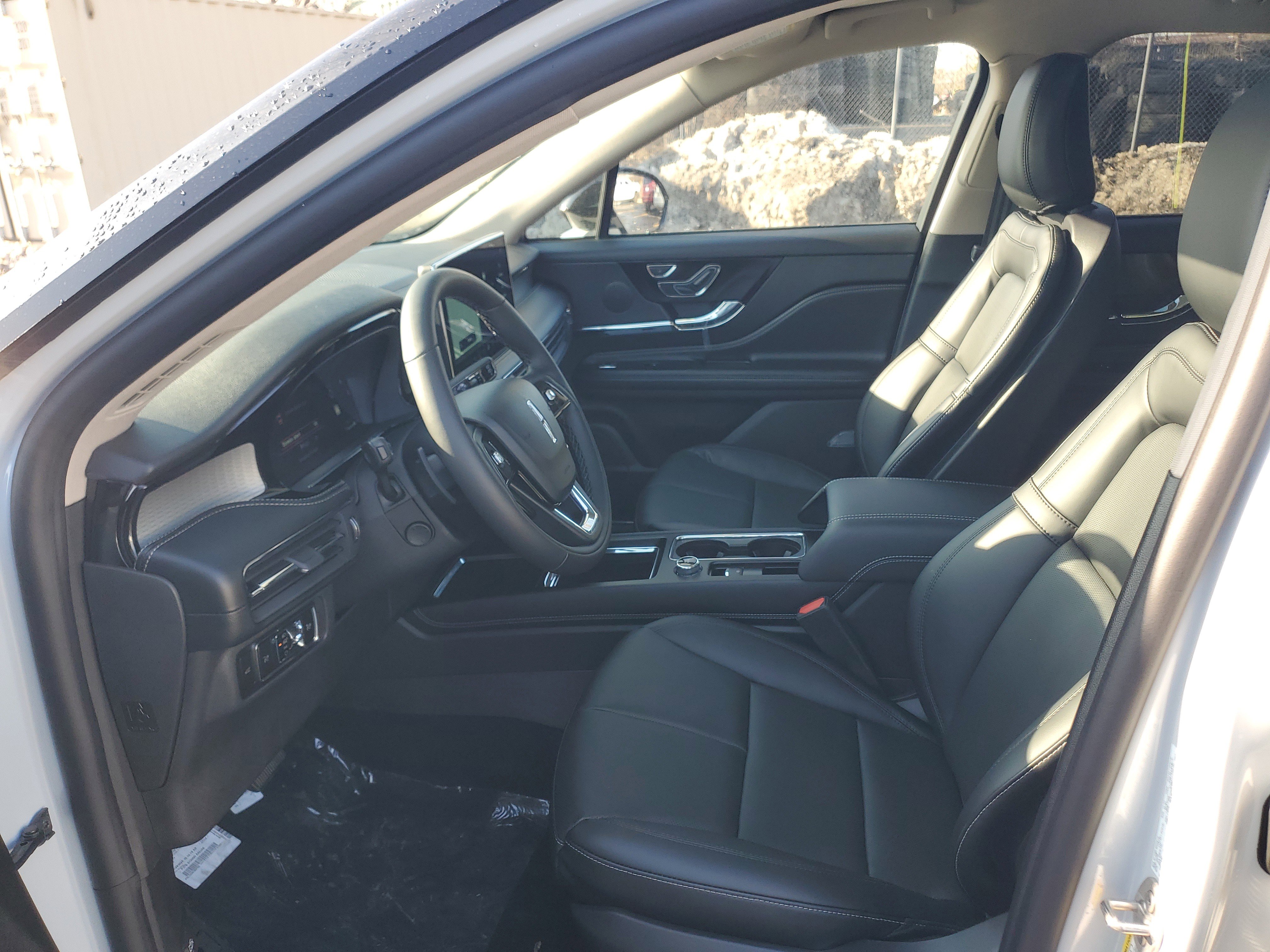 New 2026 Lincoln Corsair Premiere image 12