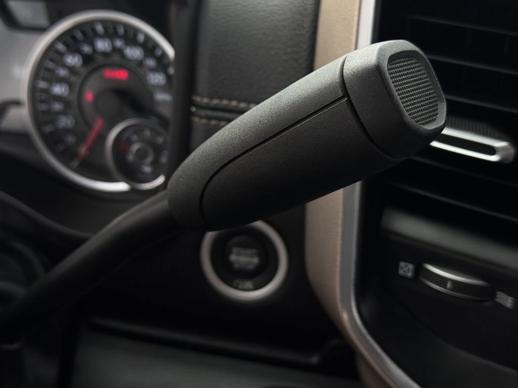 Used 2024 RAM 3500 Laramie image 22