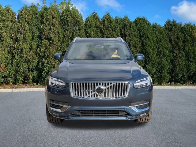 Used 2024 Volvo XC90 B6 Ultimate w/ Protection Package Premier video 2