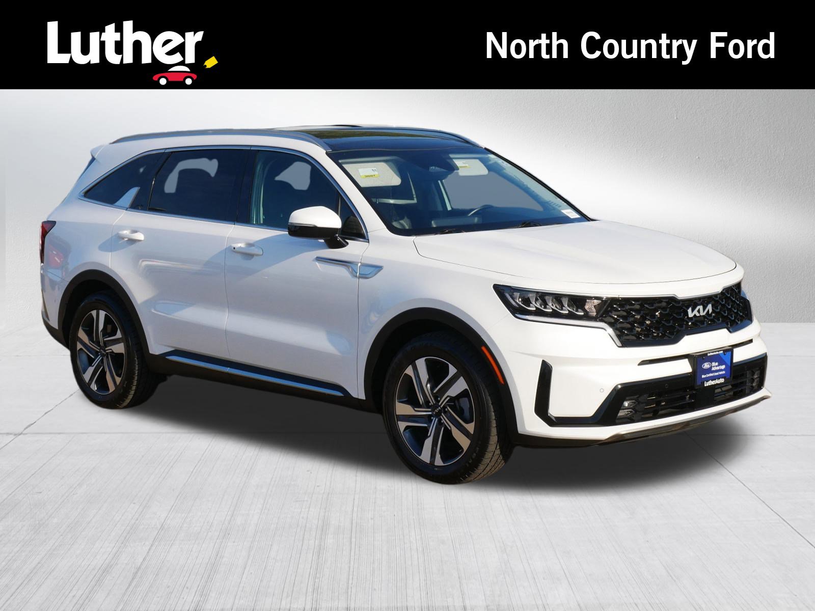 Used 2022 Kia Sorento EX w/ Panoramic Sunroof Package