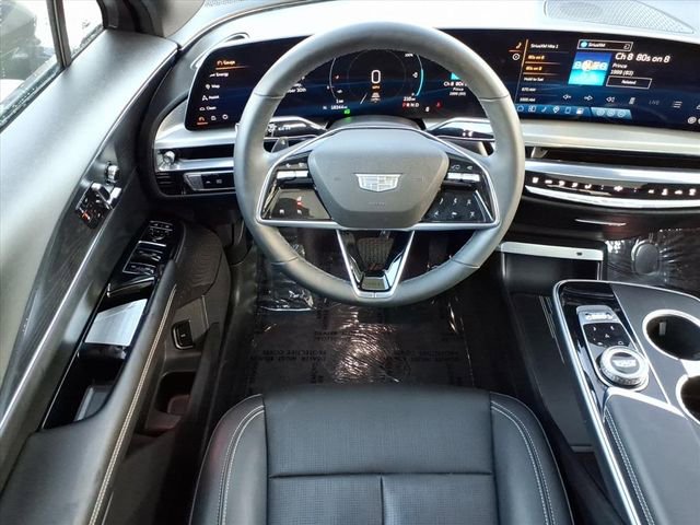 Certified 2024 Cadillac Lyriq Luxury image 16