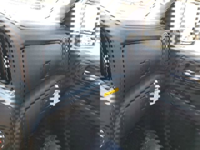 New 2026 GMC Sierra 2500 Pro w/ 1SA Pro Safety Plus Package AWD/4WD image 27