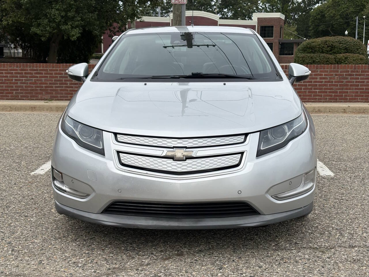 Used 2014 Chevrolet Volt Premium w/ Premium Trim Package FWD image 4