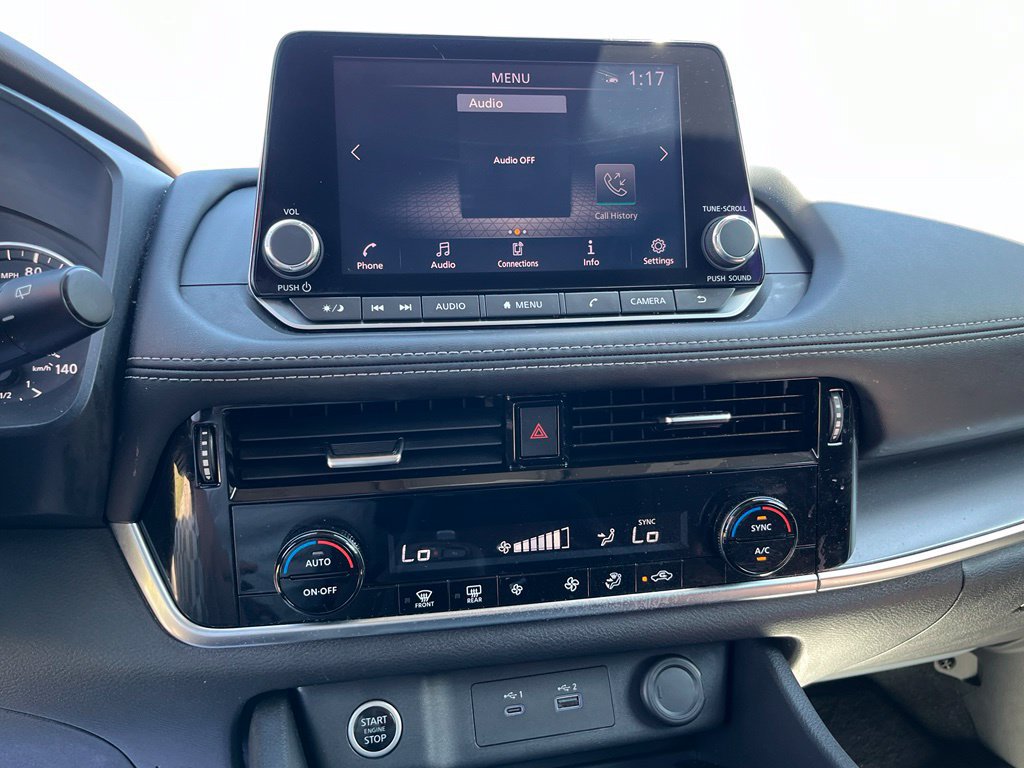 Used 2022 Nissan Rogue SV FWD image 18