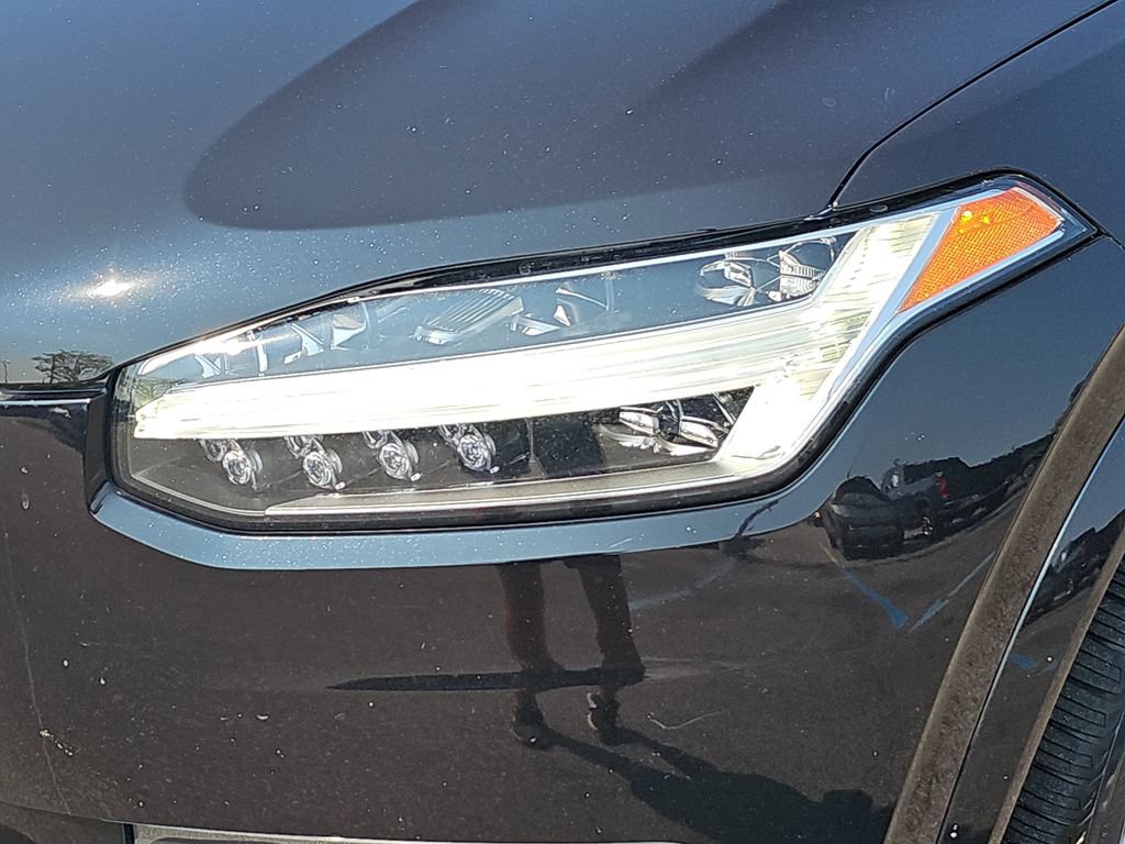 Used 2018 Volvo XC90 T5 Momentum w/ Convenience Package AWD/4WD image 32