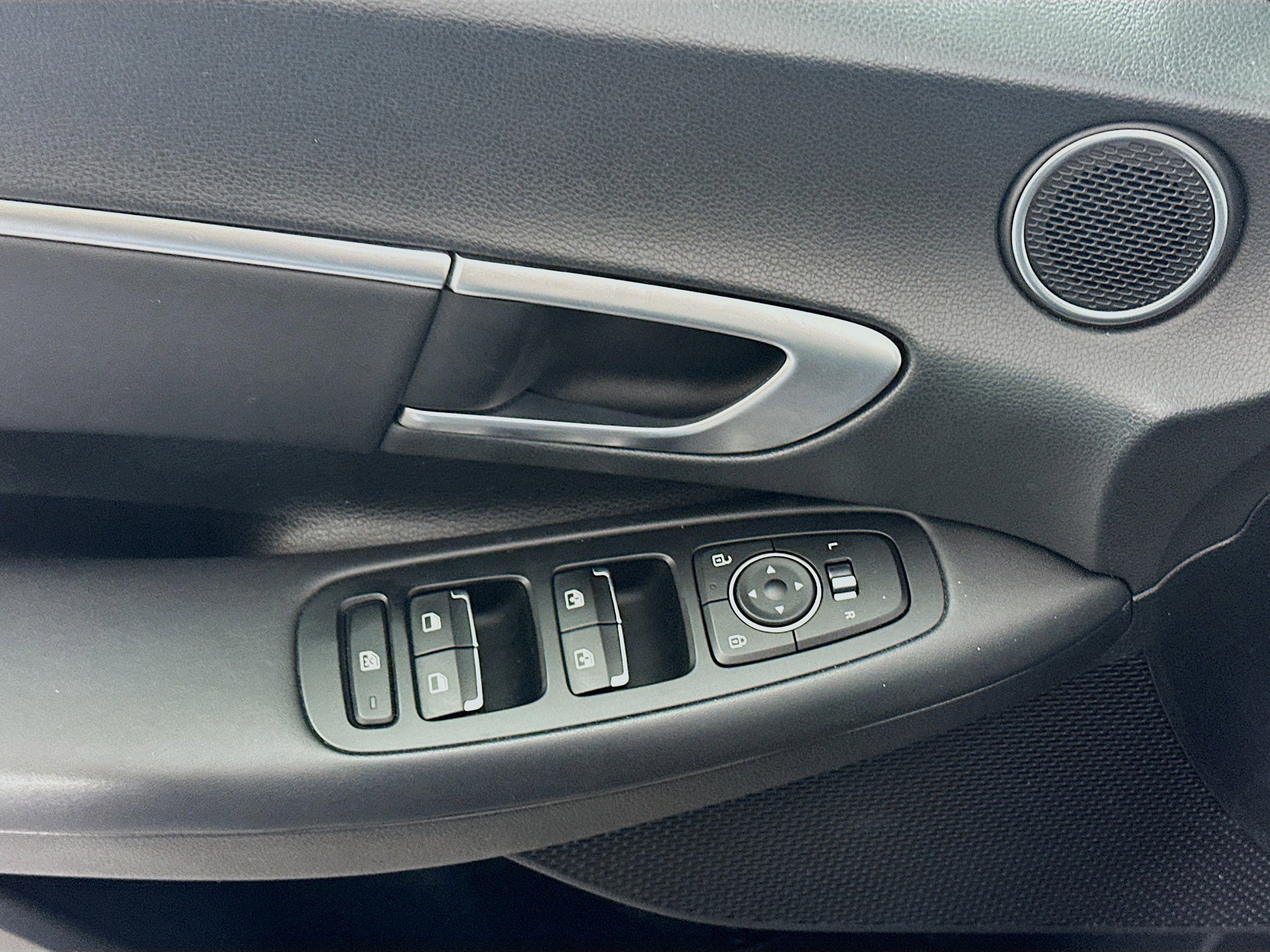 Used 2024 Hyundai Sonata SEL image 15