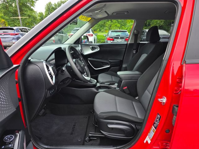 Certified 2023 Kia Soul LX FWD image 16