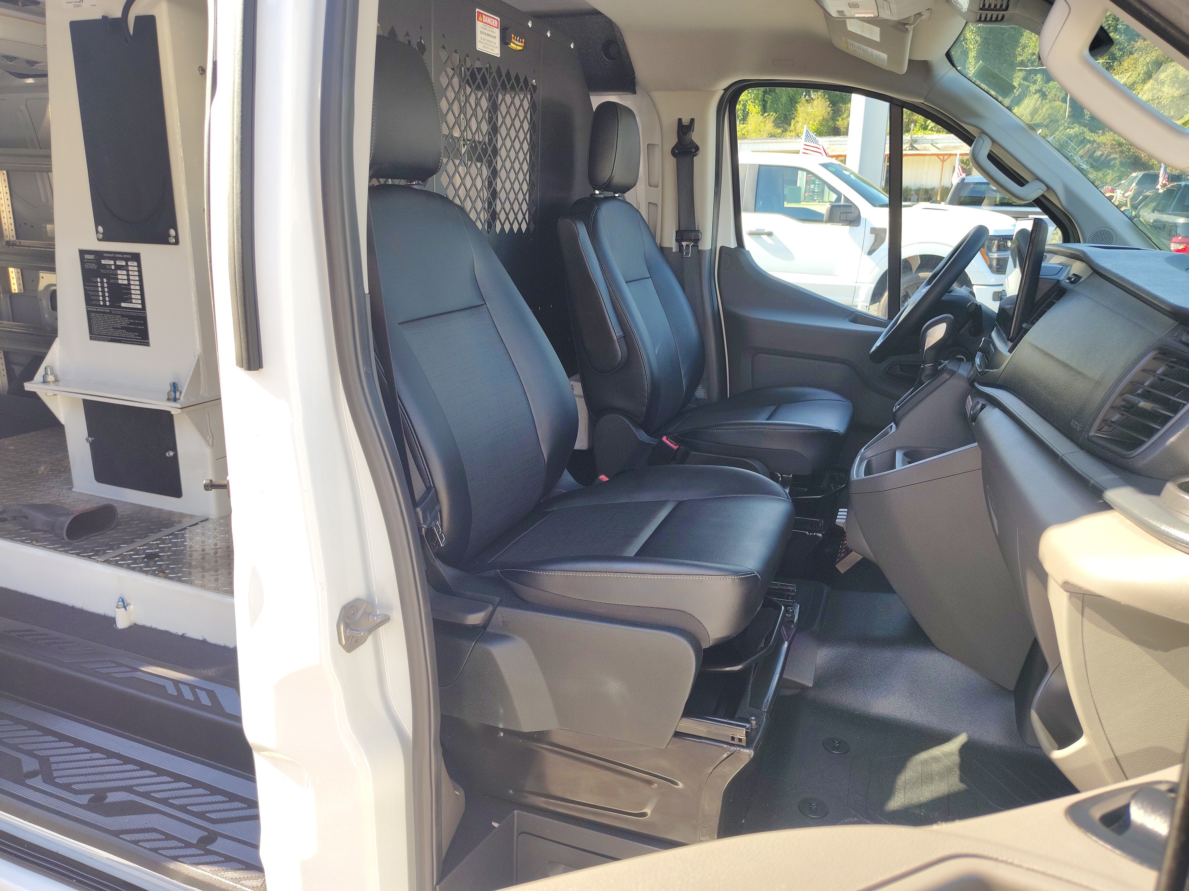 Used 2023 Ford Transit 350 Low Roof w/ Upfitter Package RWD image 31