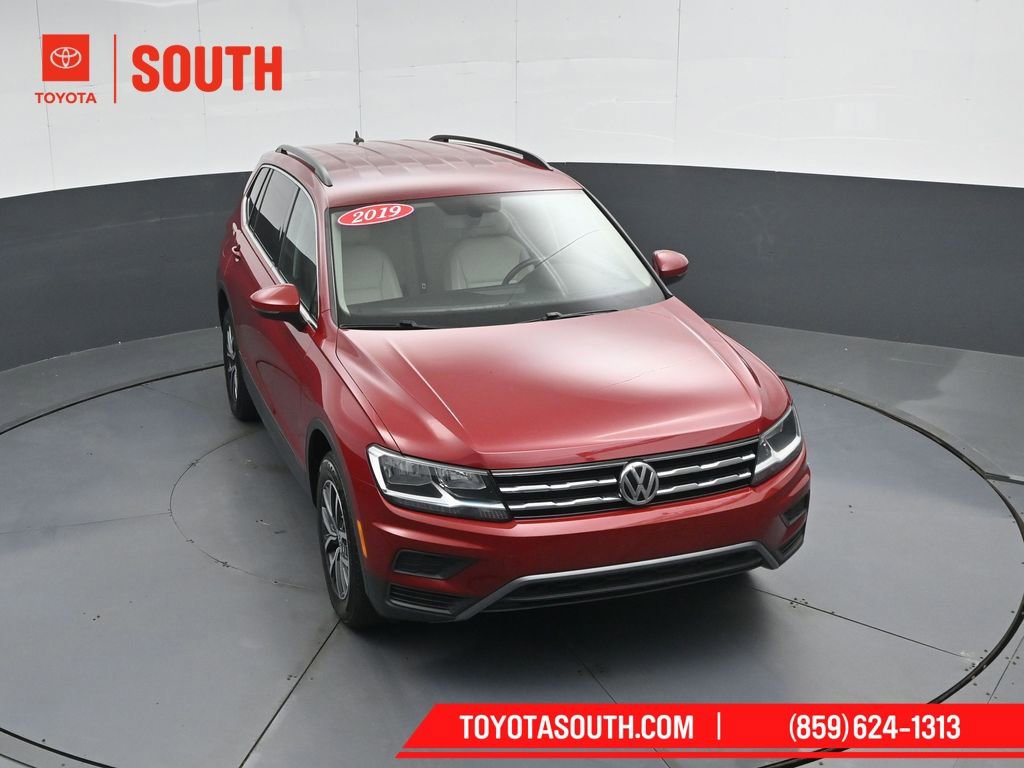 Used 2019 Volkswagen Tiguan SE AWD/4WD image 50