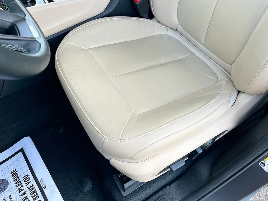 Certified 2022 Jeep Grand Cherokee Limited RWD image 20