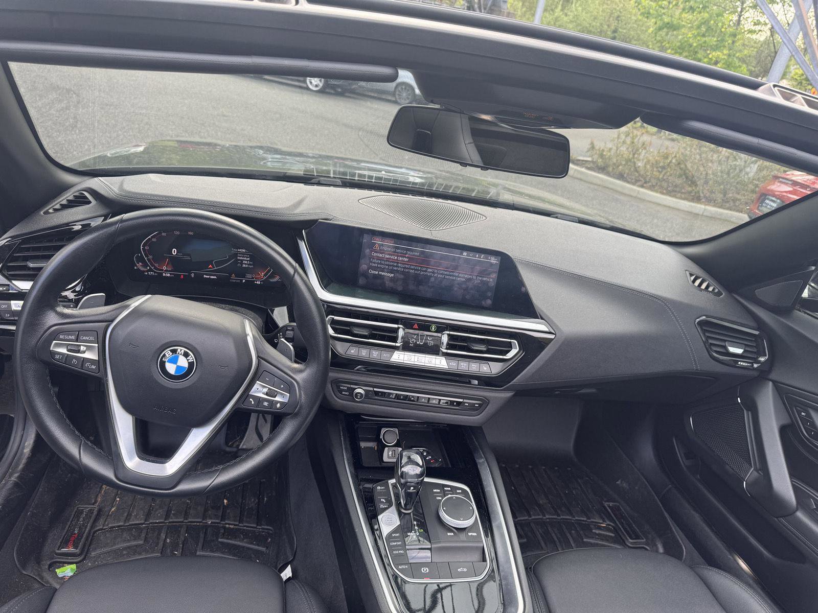 Used 2020 BMW Z4 sDrive30i w/ Driving Assistance Package image 11