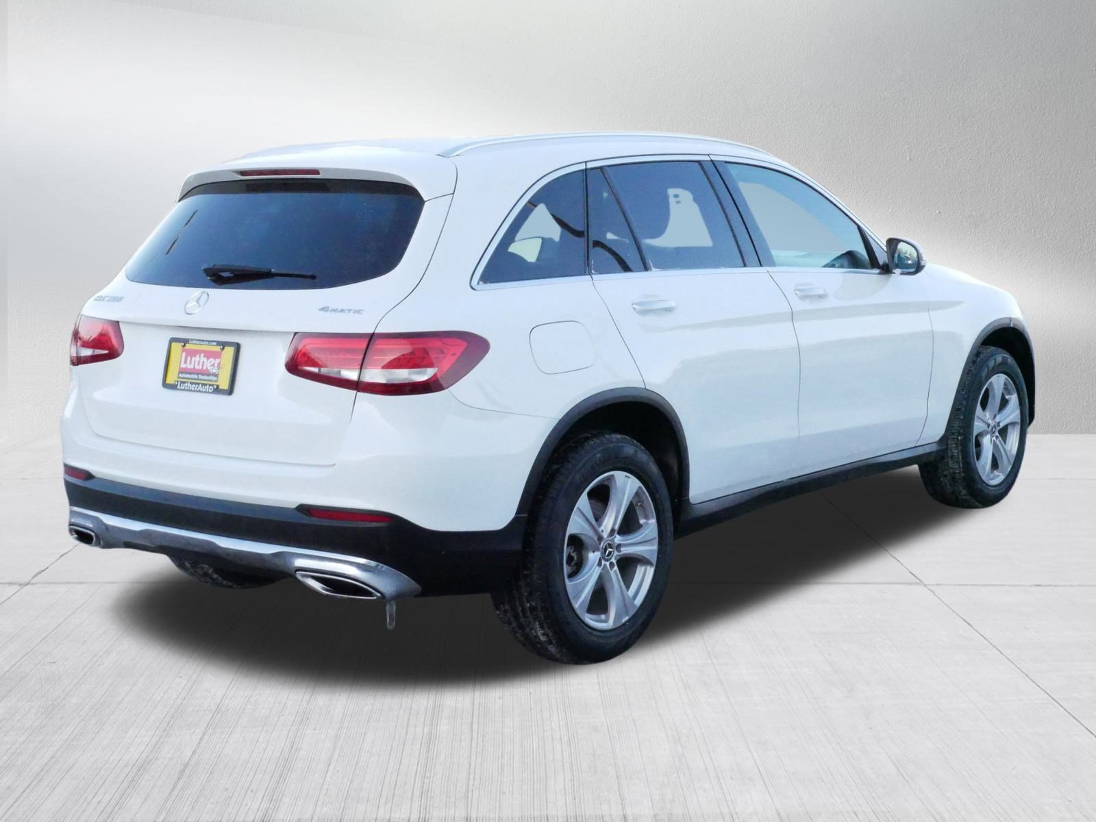 Used 2017 Mercedes-Benz GLC 300 4MATIC image 8