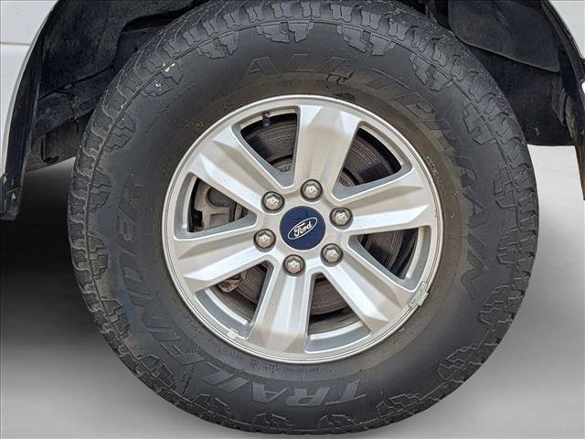 Used 2016 Ford F150 XLT w/ Trailer Tow Package image 14