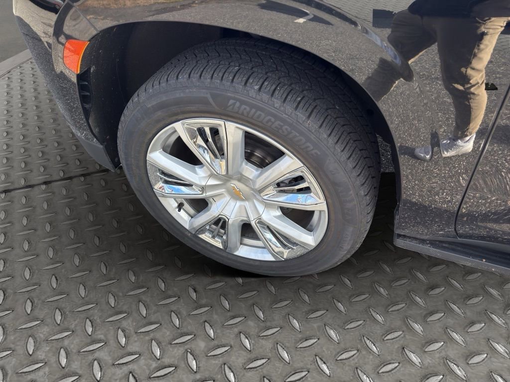 Used 2021 Chevrolet Tahoe High Country w/ Premium Package image 22