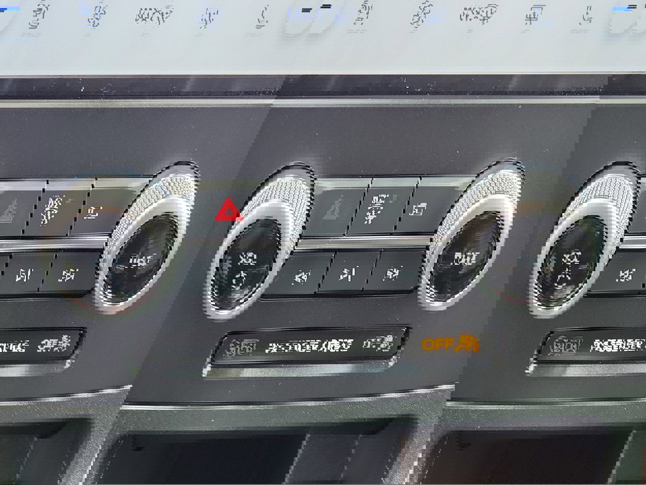 Used 2024 Ford Edge SEL w/ Convenience Package image 30