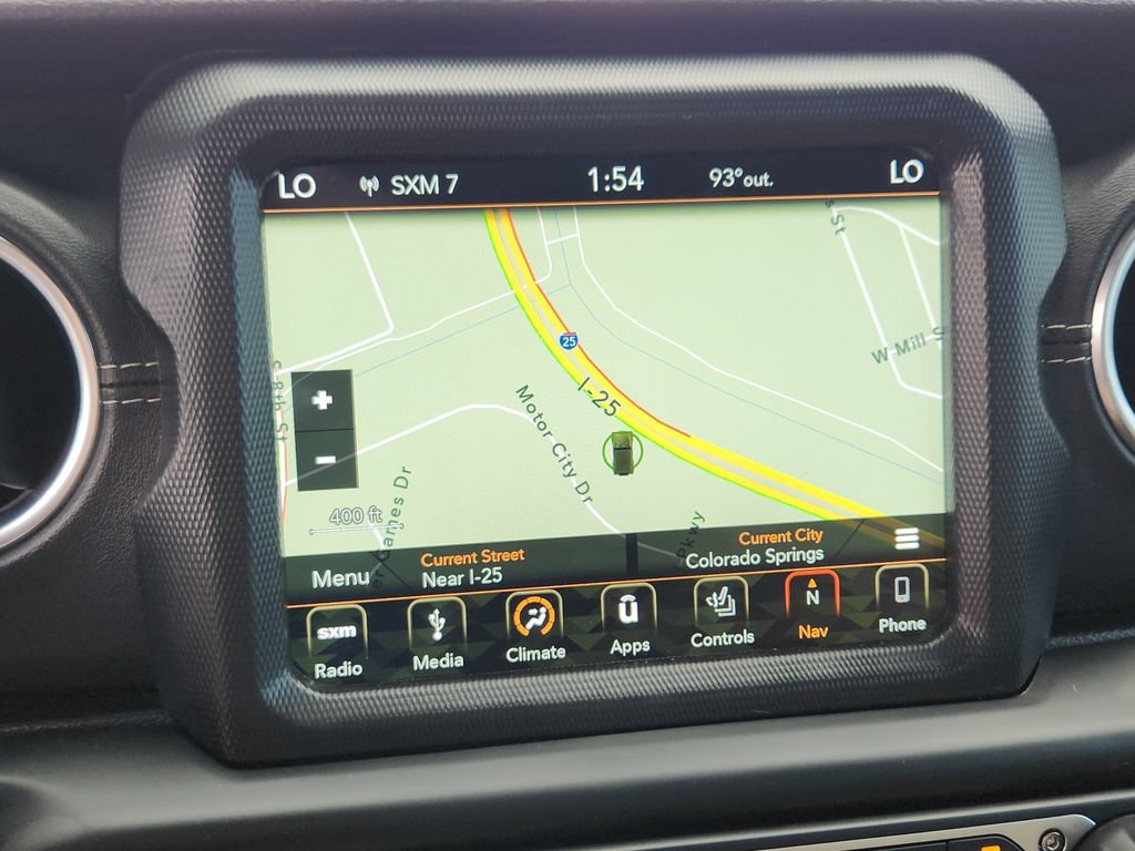 Used 2018 Jeep Wrangler Unlimited Sahara AWD/4WD image 8