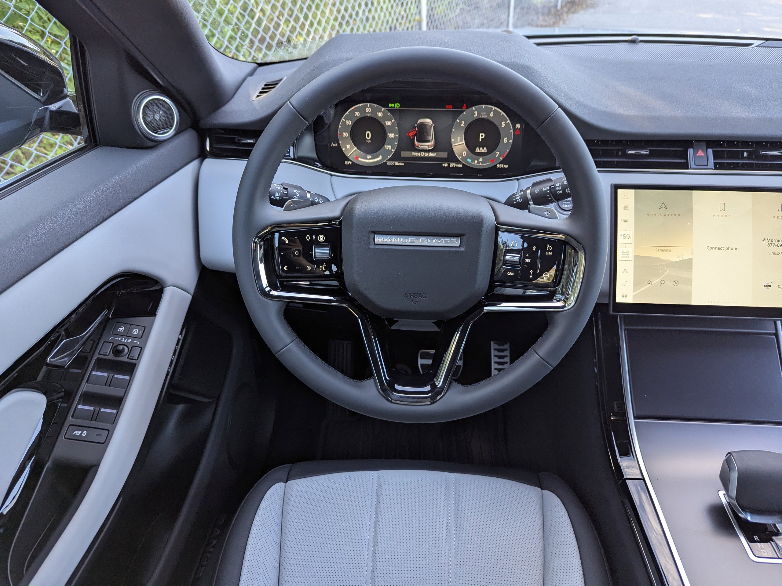 New 2026 Land Rover Range Rover Evoque Dynamic SE image 15