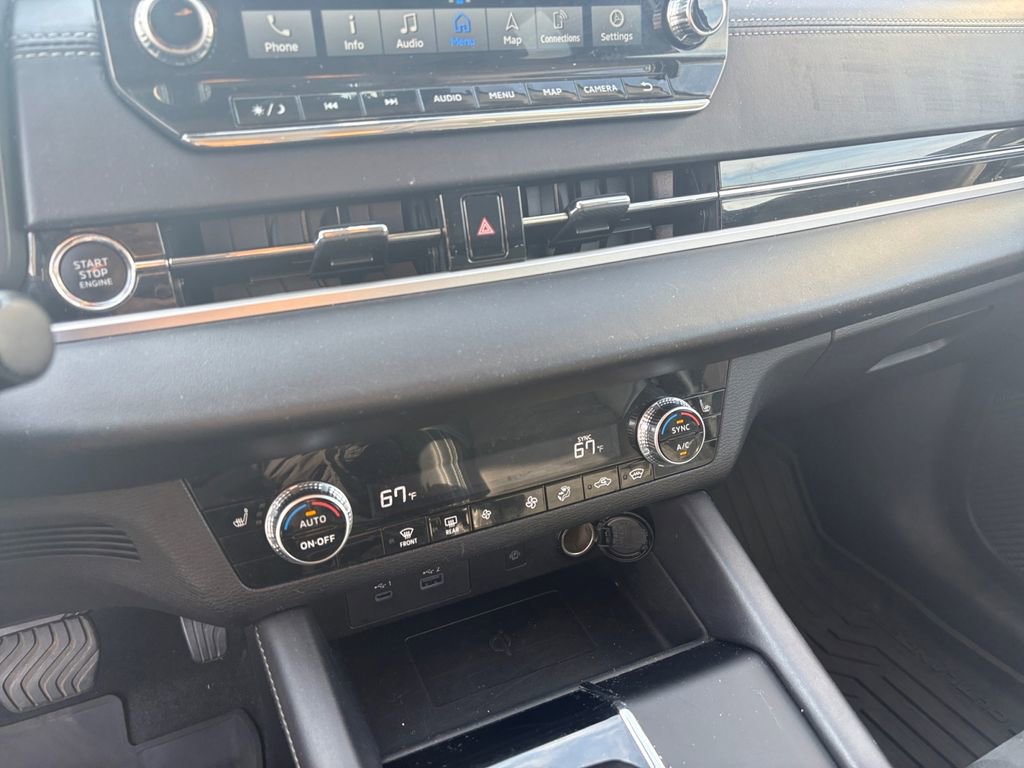 Used 2024 Mitsubishi Outlander SE image 18