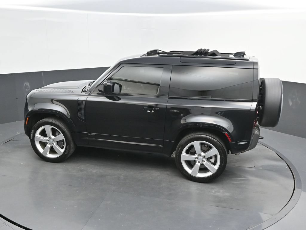 Used 2021 Land Rover Defender 90 X-Dynamic S AWD/4WD image 28
