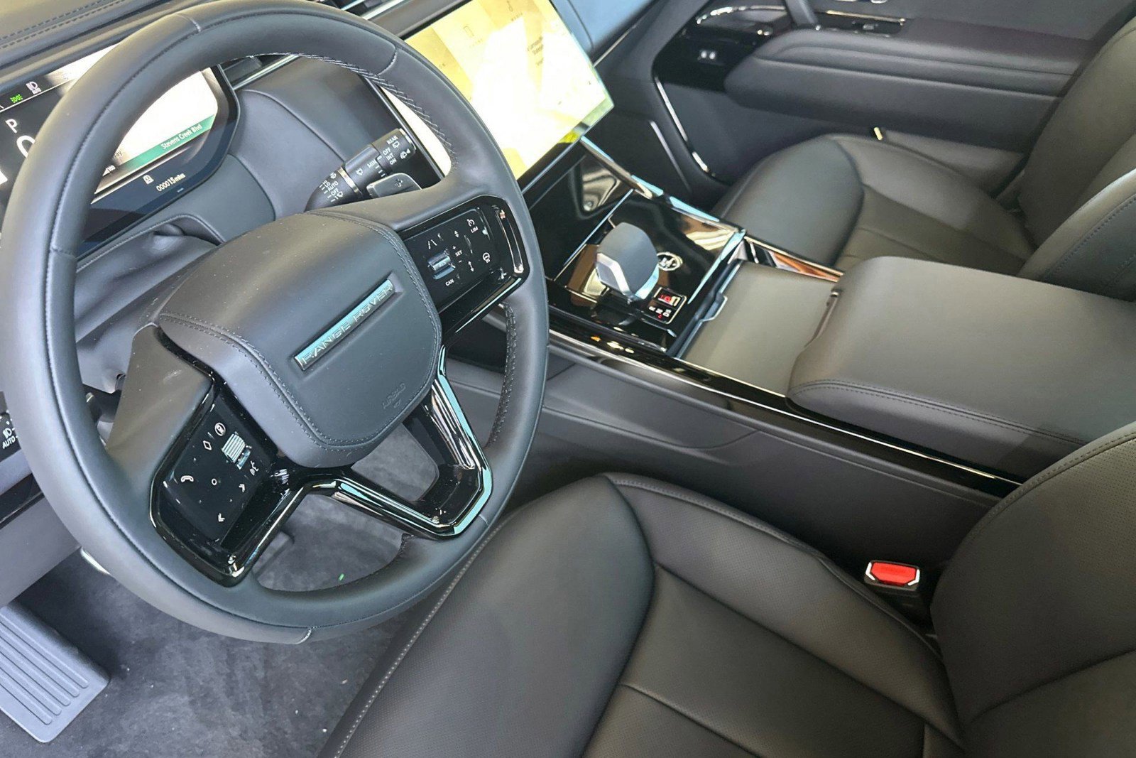 New 2026 Land Rover Range Rover Sport Autobiography AWD/4WD image 4