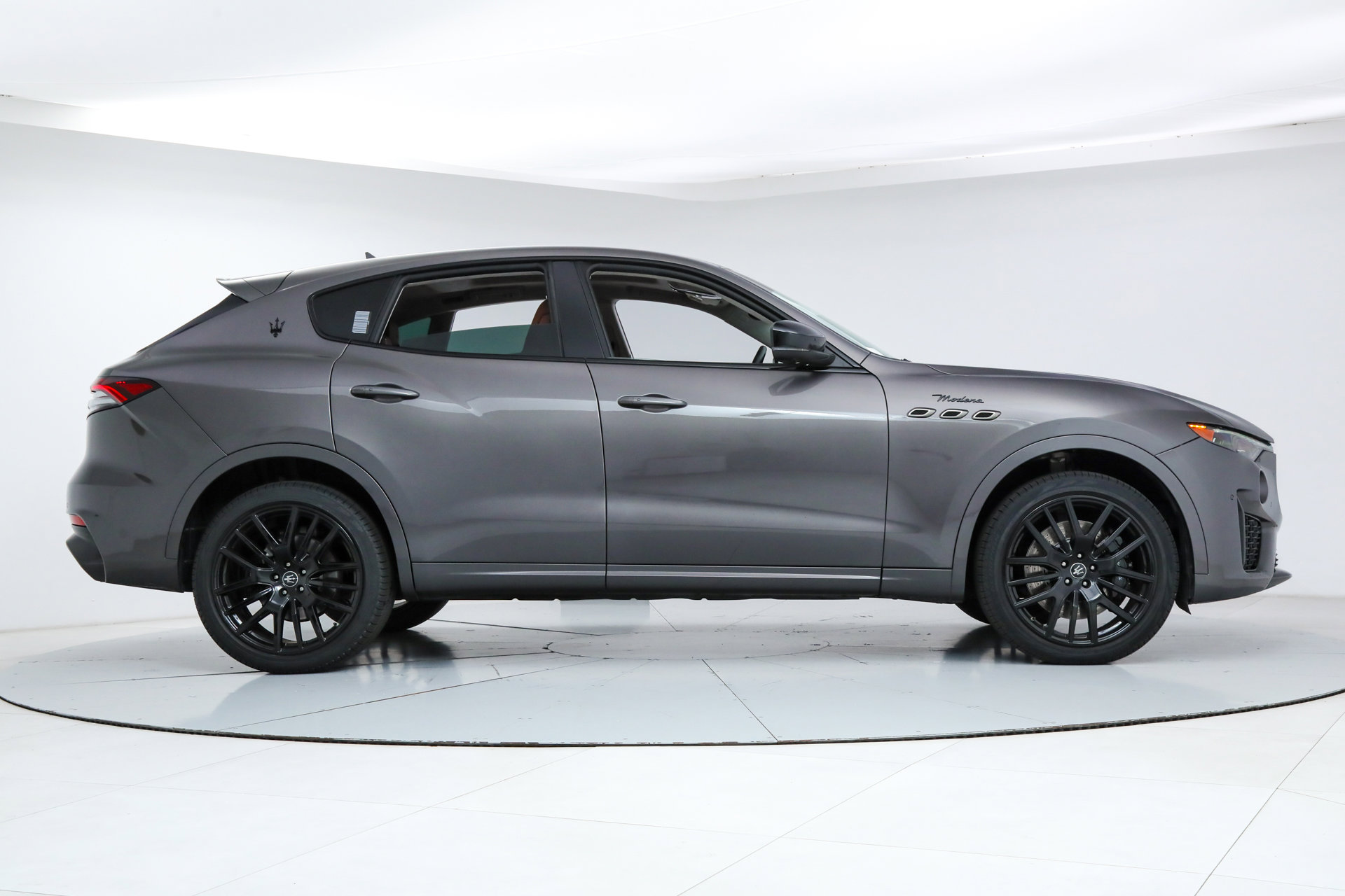 Certified 2022 Maserati Levante Modena image 6