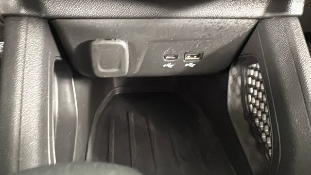 Used 2025 Chevrolet TrailBlazer LT w/ Driver Confidence Package image 27