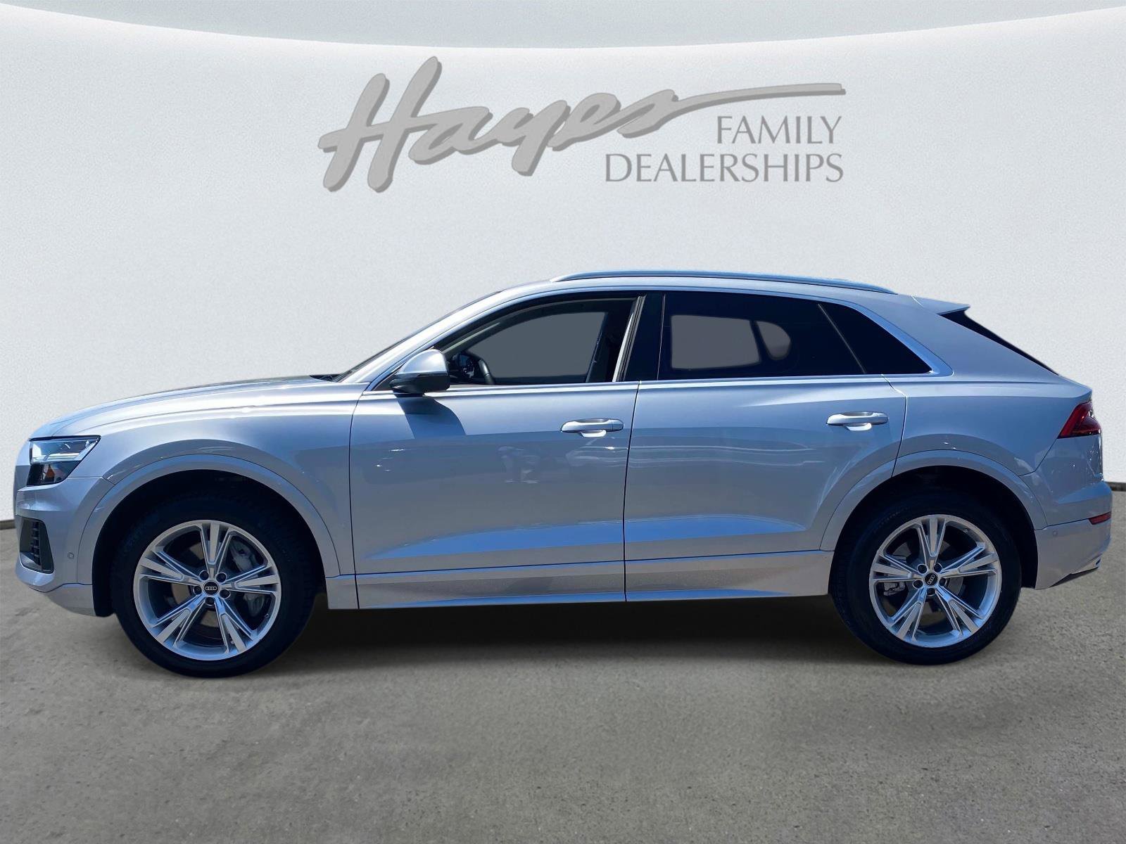 Used 2022 Audi Q8 Premium AWD/4WD image 10