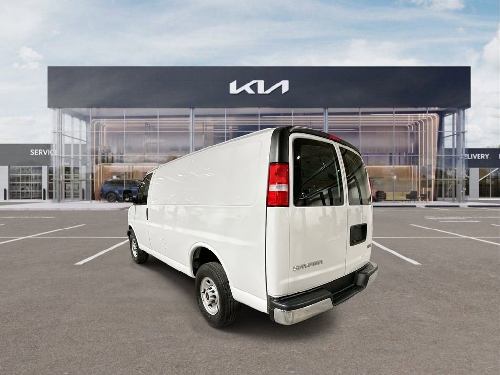 Used 2024 GMC Savana 2500 w/ Driver Convenience Package image 6