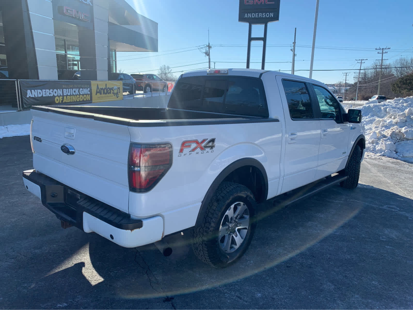 Used 2014 Ford F150 FX4 w/ Equipment Group 402A Luxury image 6