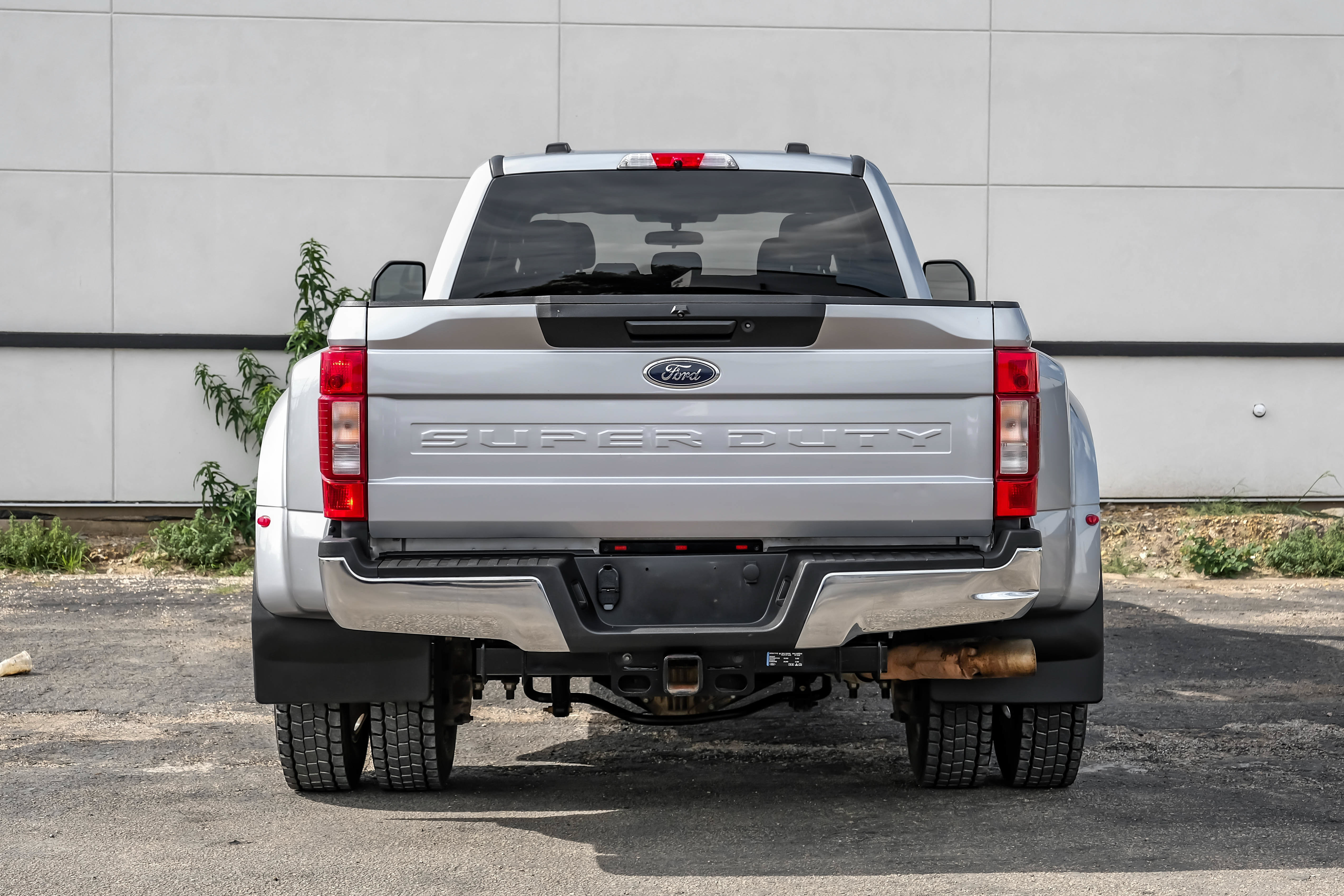Used 2022 Ford F450 XLT w/ Camper Package AWD/4WD image 7