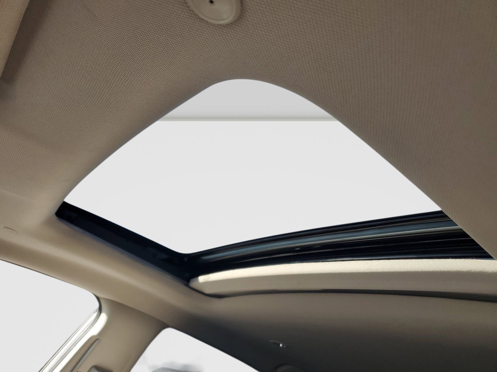 Used 2024 Honda HR-V EX-L image 32