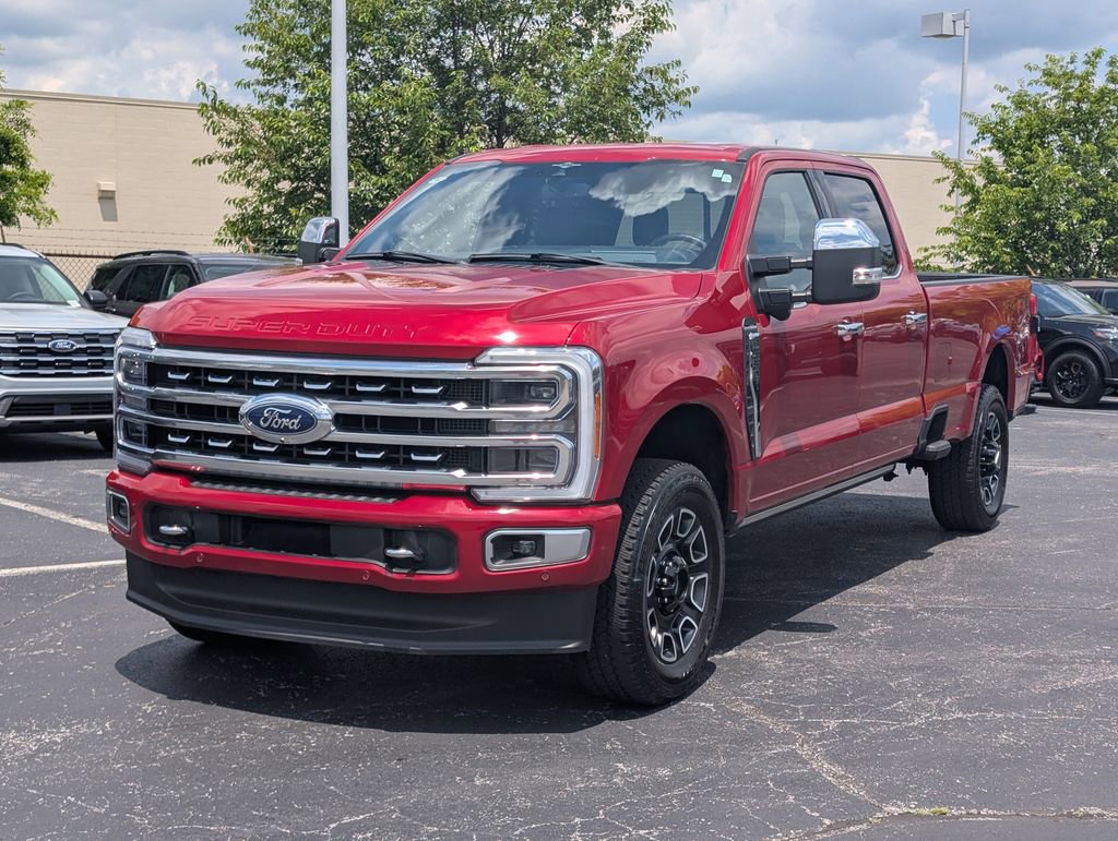 Used 2023 Ford F350 Platinum w/ FX4 Off-Road Package AWD/4WD image 2