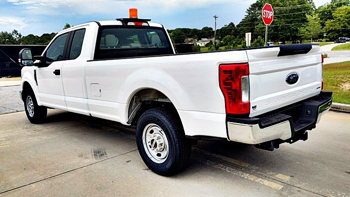 Used 2017 Ford F350 XL image 7