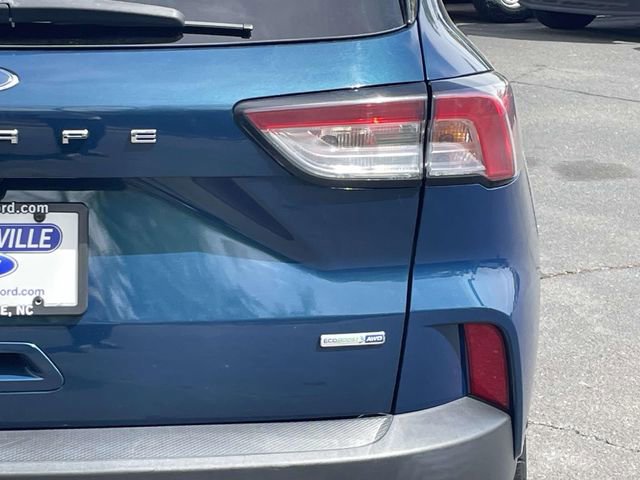 Certified 2020 Ford Escape Titanium image 36