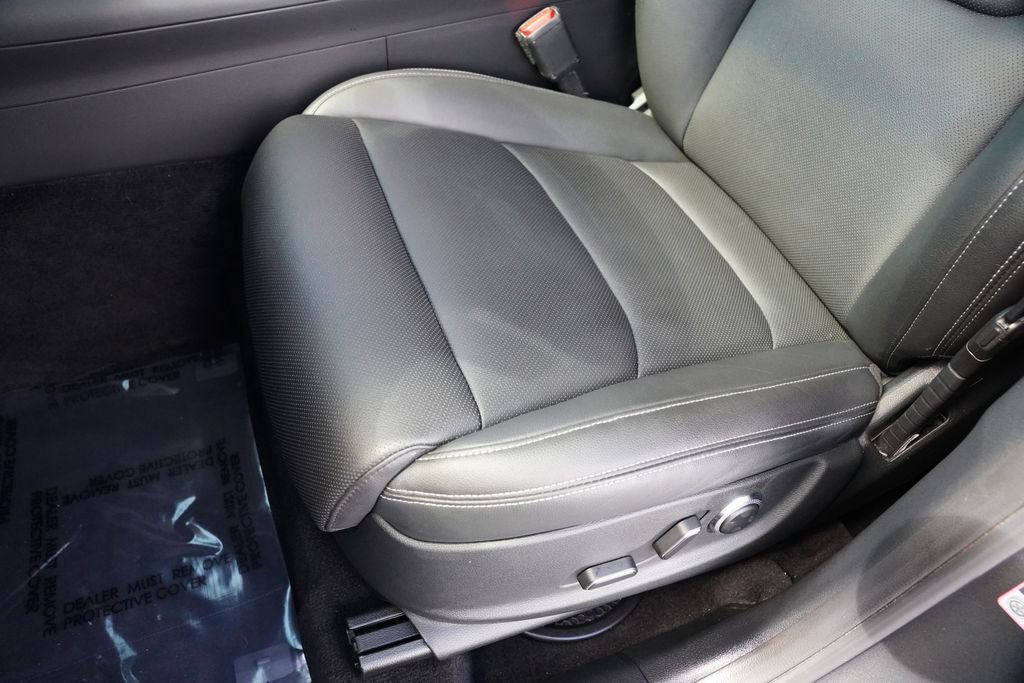 Used 2023 Genesis GV70 2.5T w/ Select Package image 24