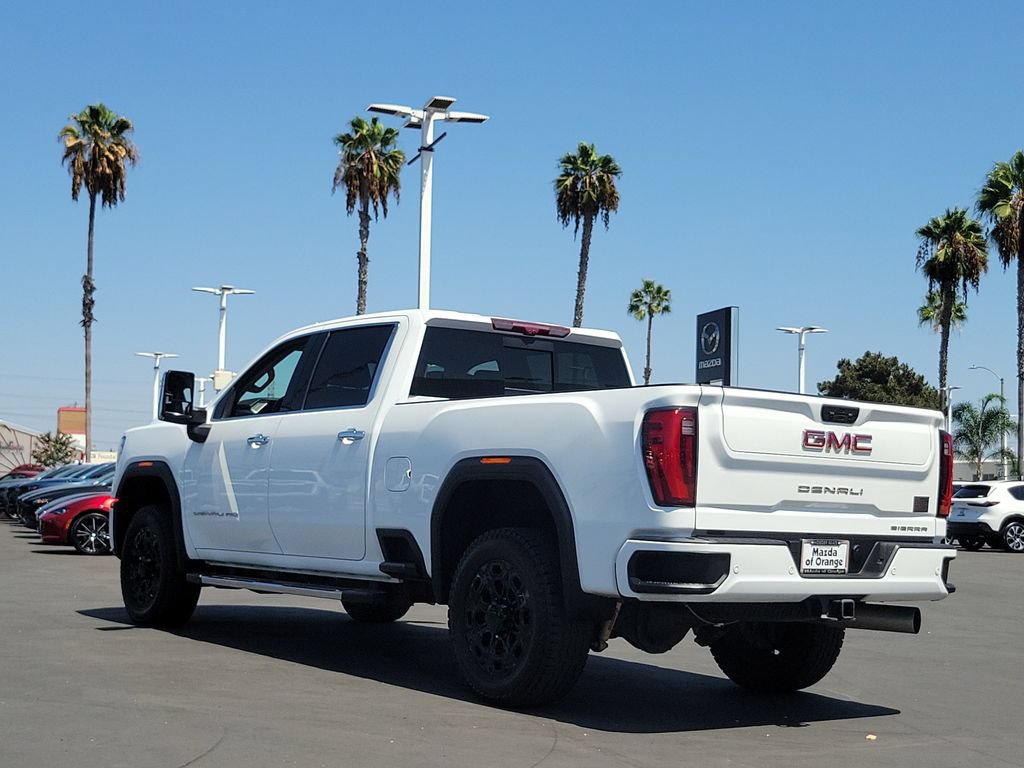 Used 2024 GMC Sierra 3500 Denali w/ Denali Reserve Package AWD/4WD image 2