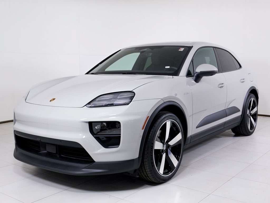 New 2026 Porsche Macan 4 Electric