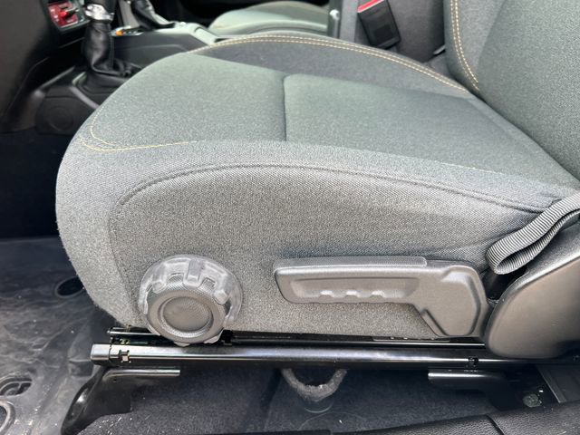 Used 2025 Jeep Wrangler Unlimited Sport S 4xe AWD/4WD image 12