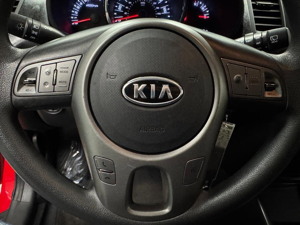 Used 2011 Kia Soul + w/ Audio Pkg image 19