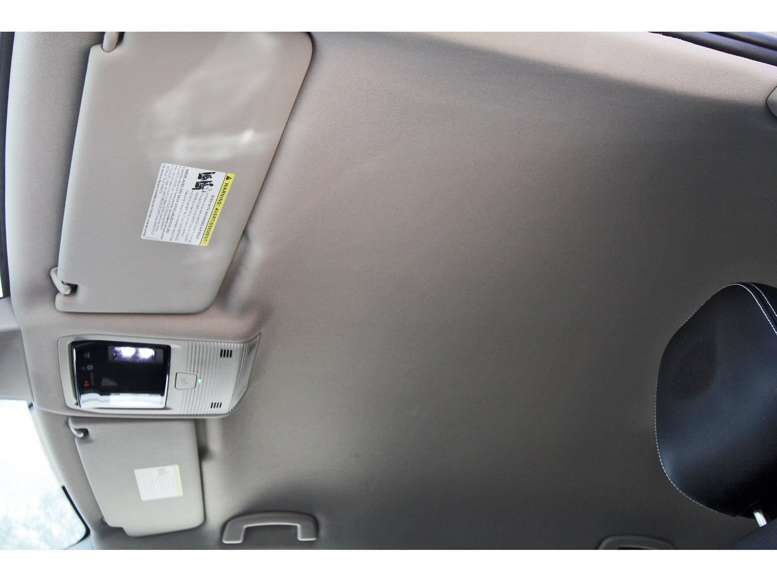 Used 2024 Volkswagen Atlas SE FWD image 26