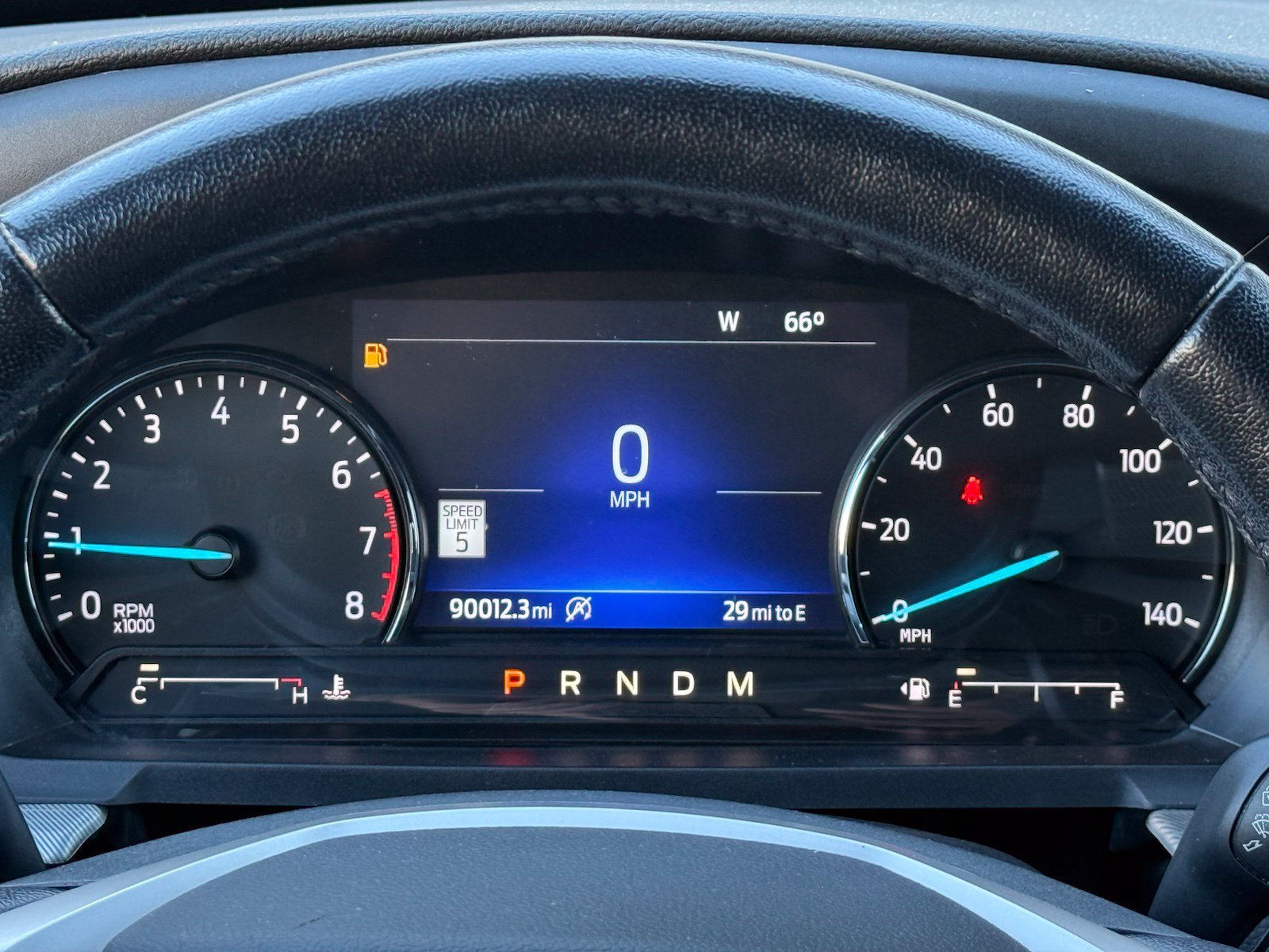 Used 2021 Ford Explorer XLT w/ Equipment Group 202A AWD/4WD image 34