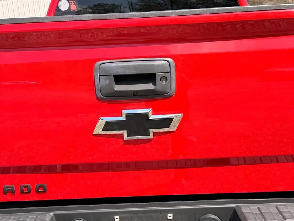 Used 2017 Chevrolet Silverado 1500 Custom w/ Custom Convenience Package AWD/4WD image 21