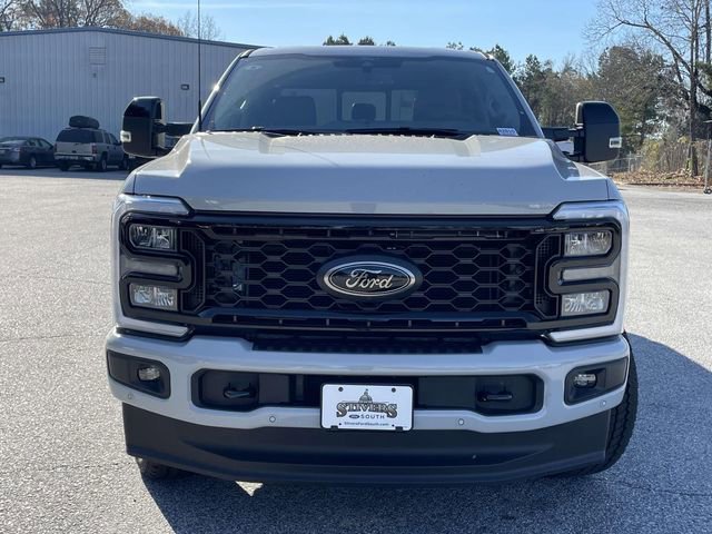 New 2026 Ford F250 Lariat w/ Black Appearance Package image 23