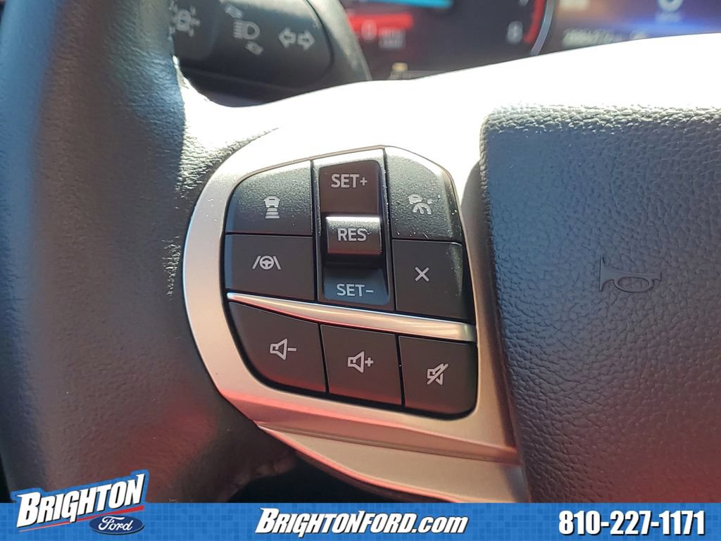 Used 2023 Ford Explorer XLT w/ Equipment Group 202A AWD/4WD image 20