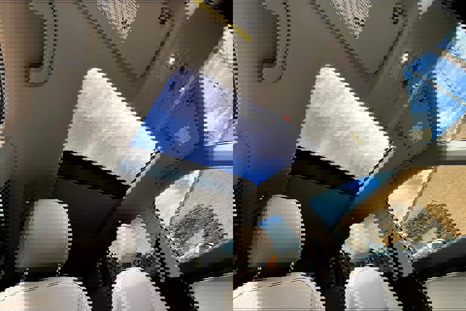 Used 2020 Volkswagen Tiguan SEL image 21