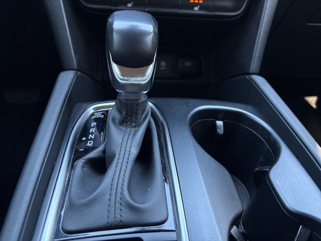 Used 2019 Hyundai Santa Fe Limited image 32