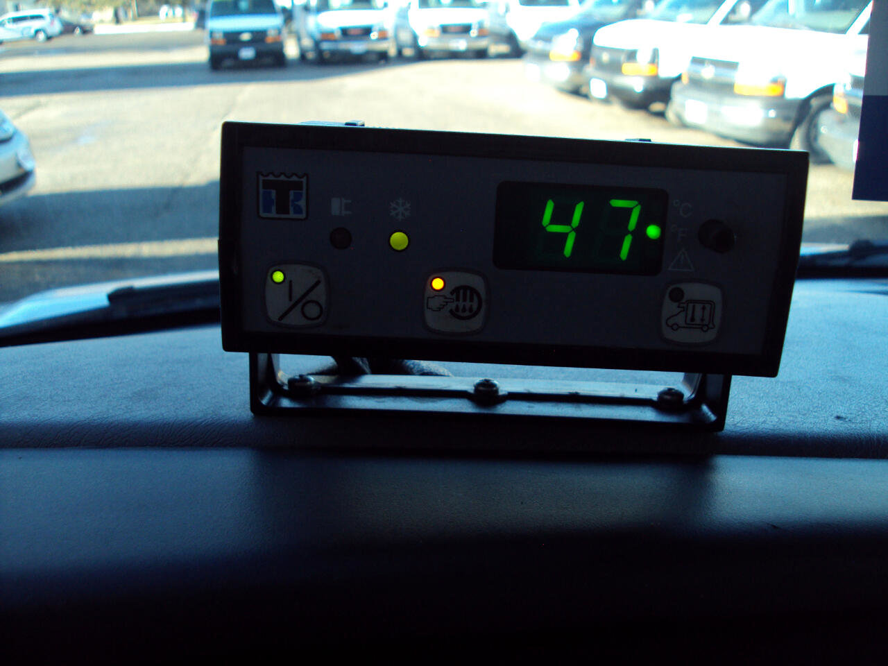 Used 2014 Chevrolet Express 1500 AWD image 23