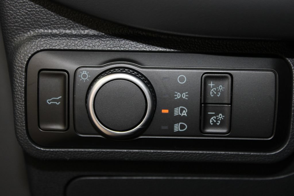 New 2026 Ford Explorer Active RWD image 47